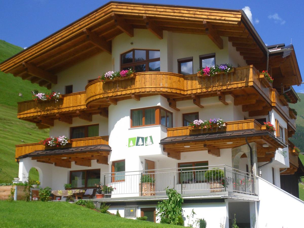 Gruenwaldhof Bed and Breakfast Tux Exteriör bild
